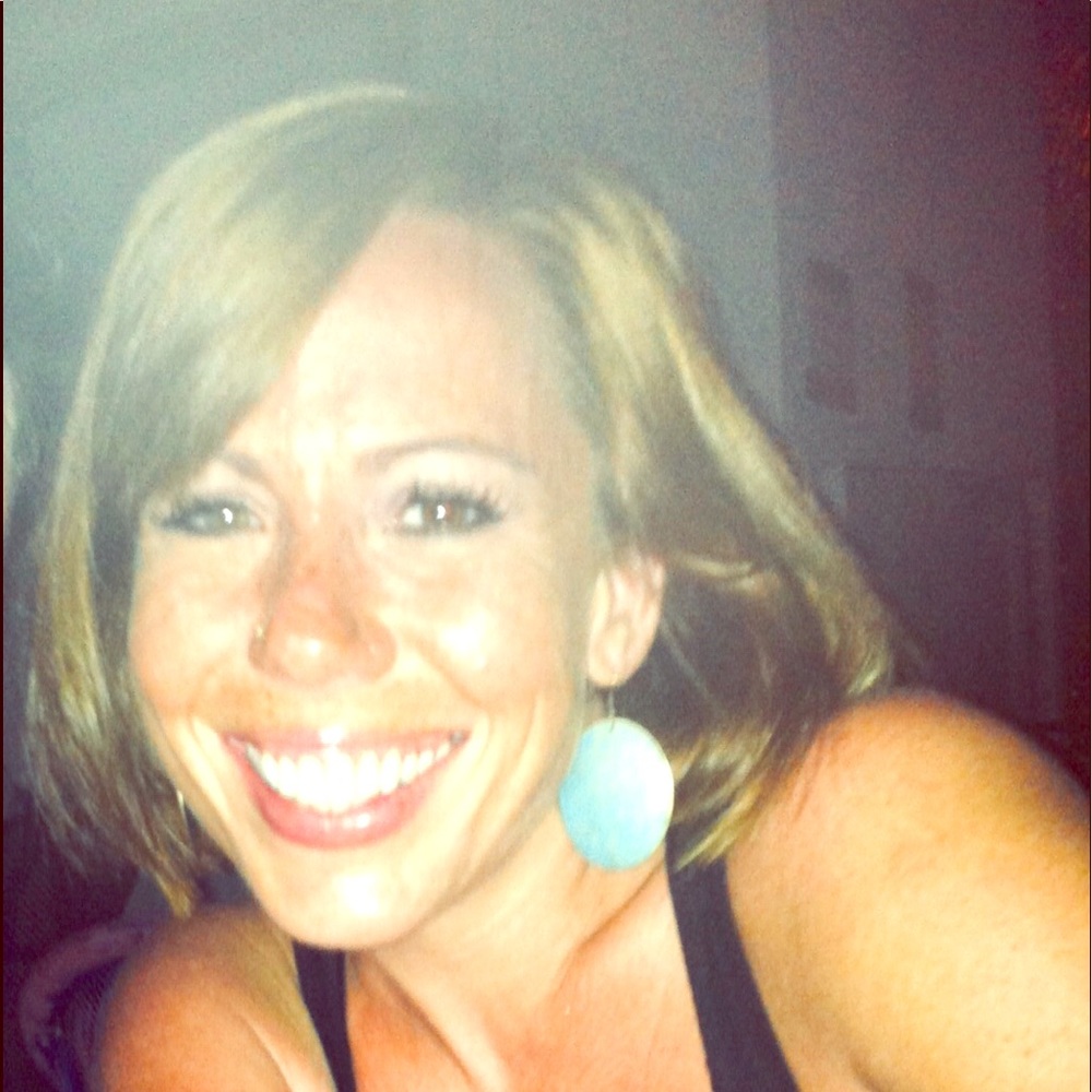 Meet your Posher, Stephanie